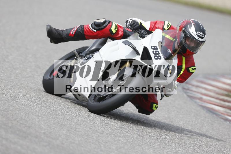 /Archiv-2025/07 19.04.2025 Speer Racing ADR/Gruppe gelb/998